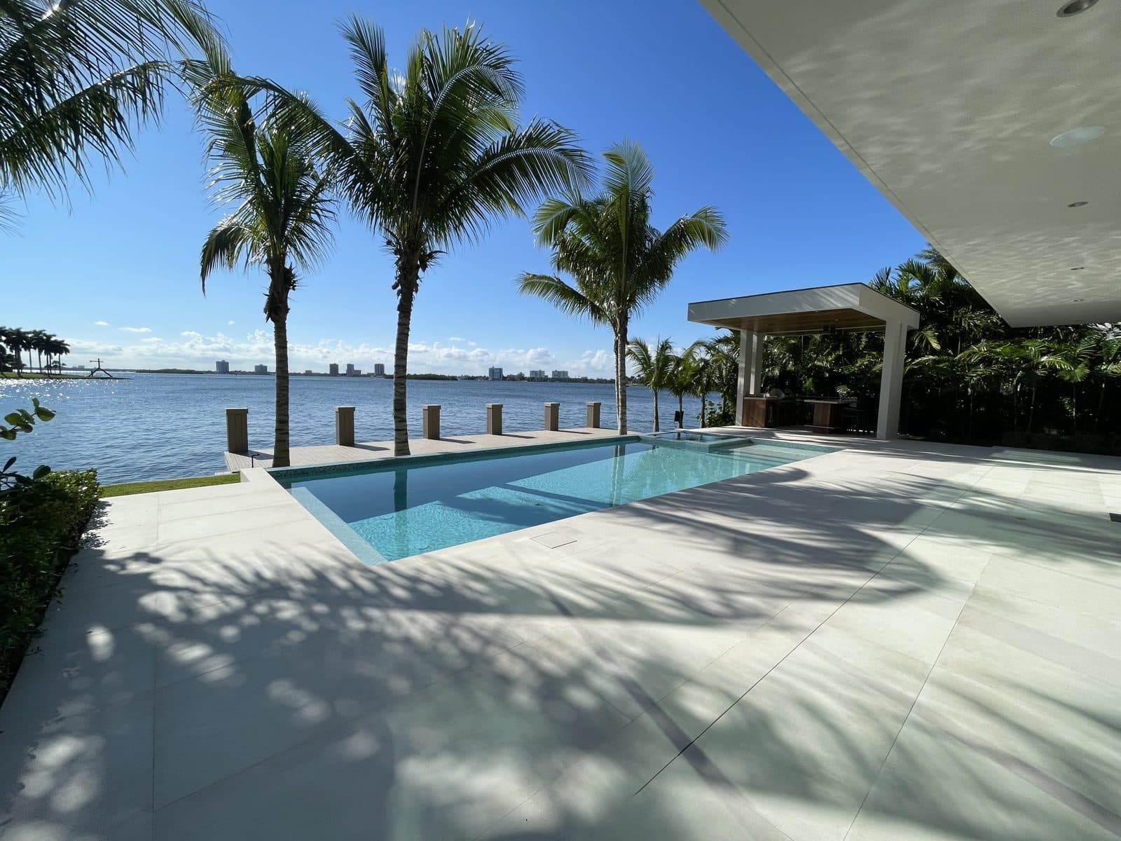 Modern residence, Residential