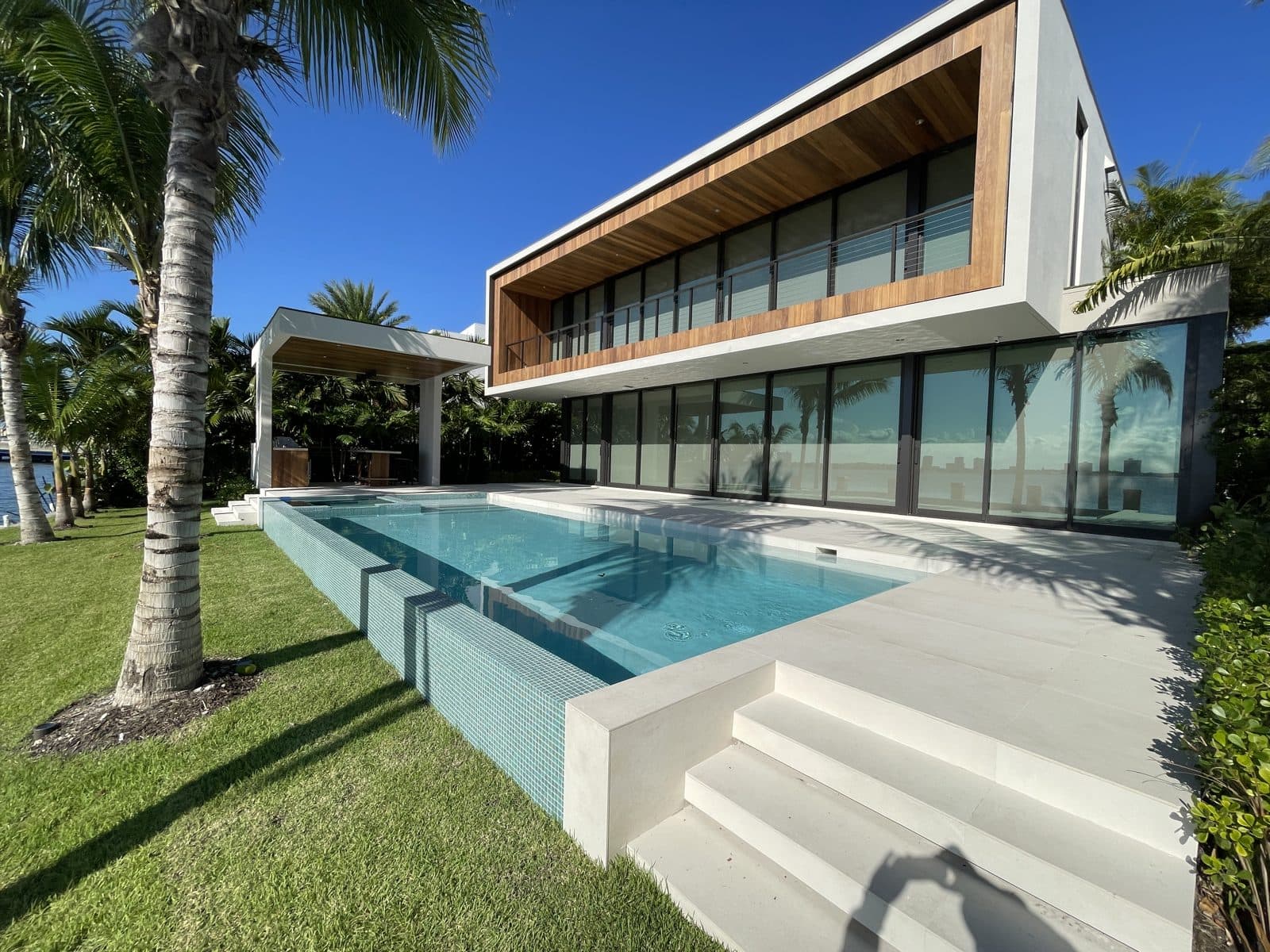 Luxury pool, Residential