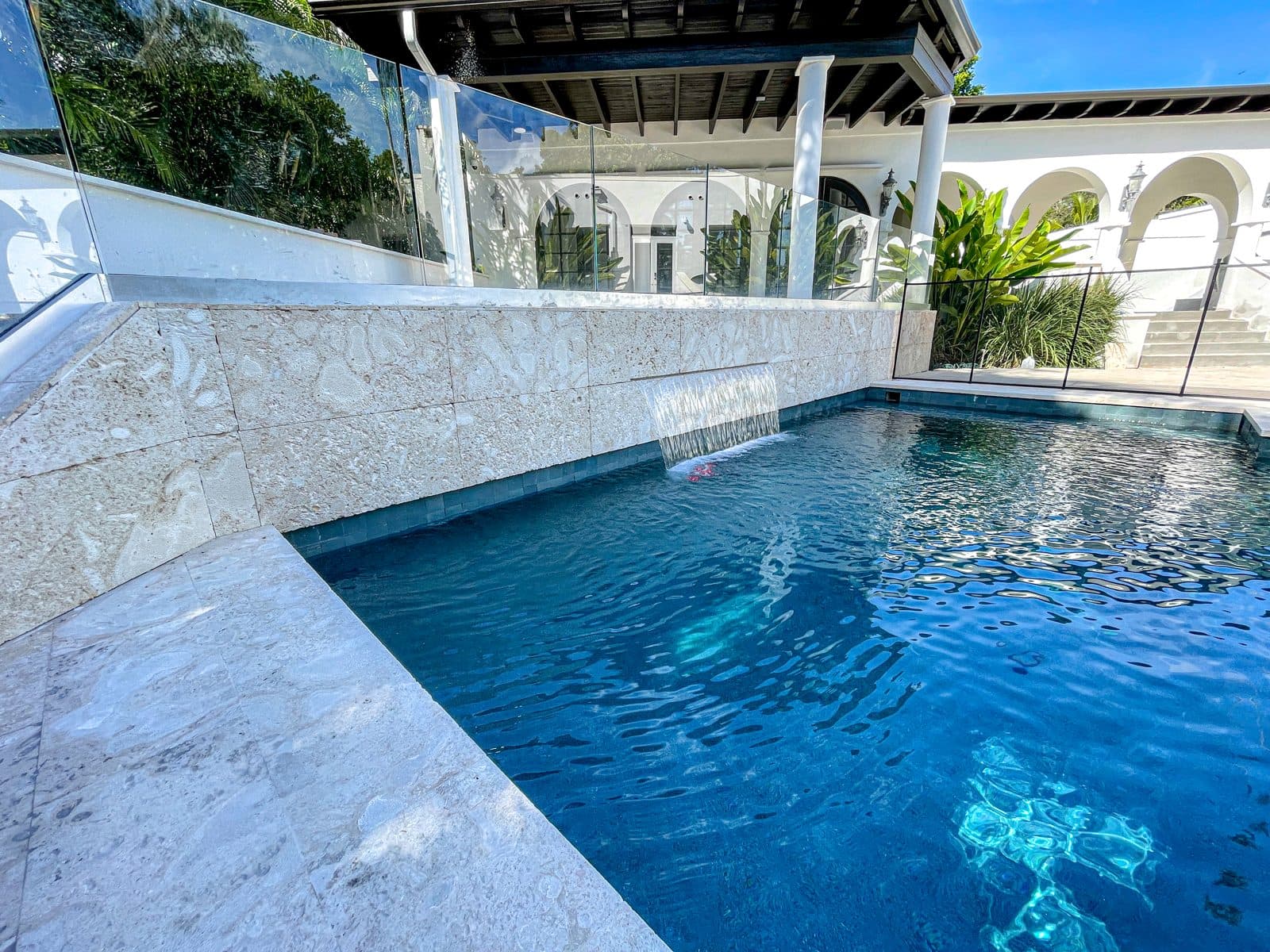 Modern residence, Residential