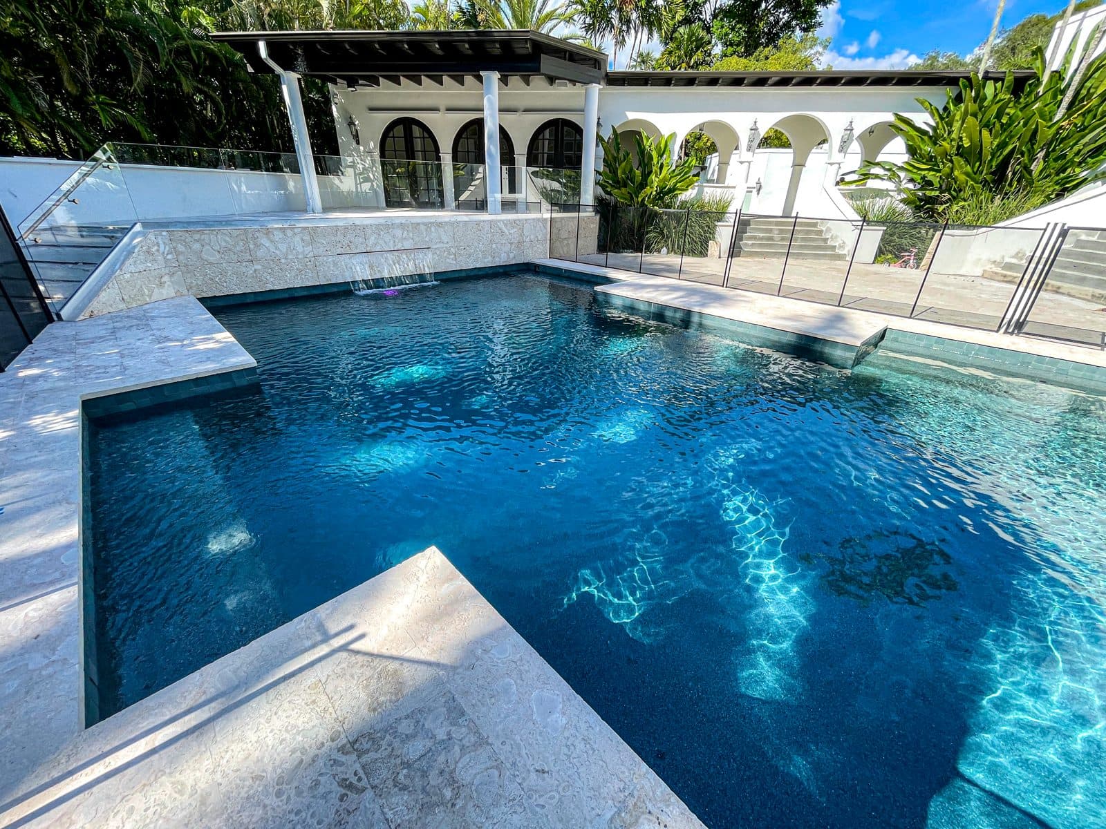 Luxury pool, Residential