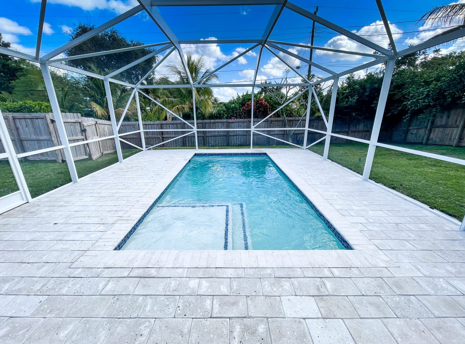 Luxury pool, Residential